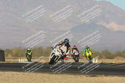 media/Dec-07-2024-CVMA (Sat) [[21c5f1ef85]]/Race 12-Supersport Middleweight/